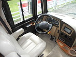 2015 Winnebago Adventurer Photo #9