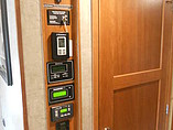 2015 Winnebago Adventurer Photo #22