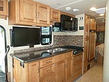 2015 Winnebago Aspect Photo #13