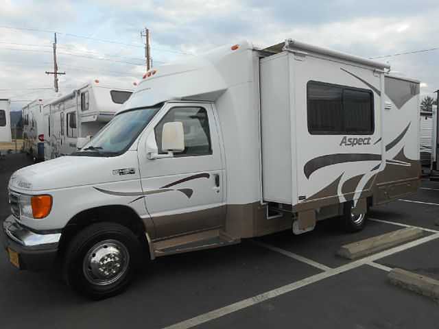 2005 Winnebago Aspect Photo