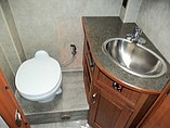 2015 Winnebago Aspect Photo #28