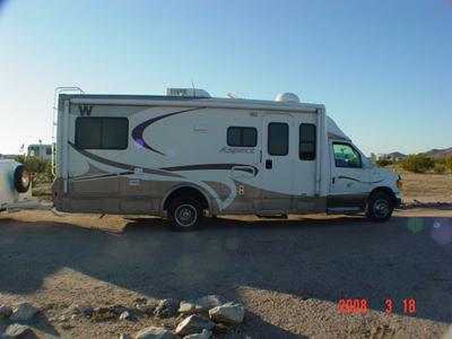 2005 Winnebago Aspect Photo