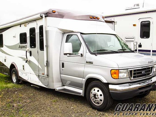 2006 Winnebago Aspect Photo