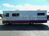 2015 Winnebago Brave Photo #6