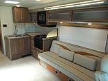 2015 Winnebago Brave Photo #13