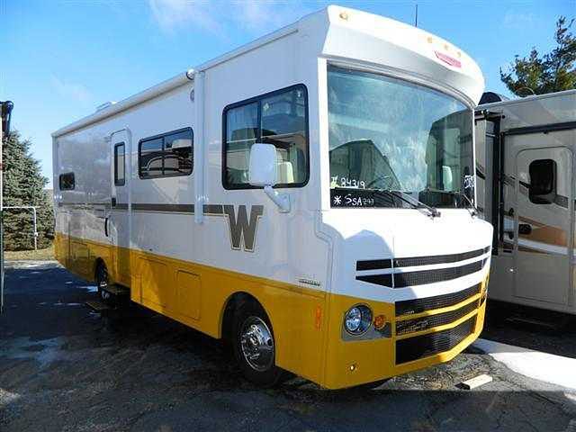 15 Winnebago Brave
