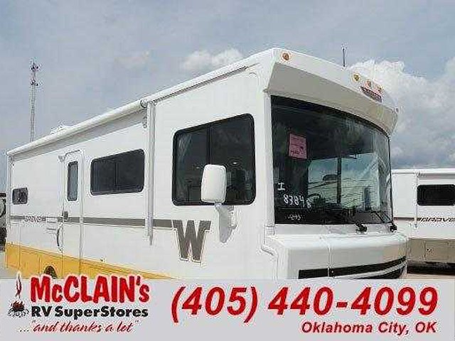 2015 Winnebago Brave Photo