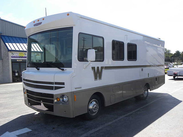 2015 Winnebago Brave Photo
