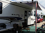 2001 Winnebago Brave Photo #2