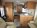 2008 Winnebago Cambria Photo #4