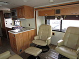 2008 Winnebago Cambria Photo #5