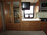 2008 Winnebago Cambria Photo #10