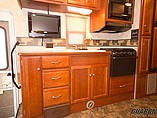 2013 Winnebago Chalet Photo #7