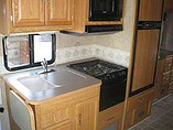 2007 Winnebago Chalet Photo #13