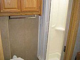 2007 Winnebago Chalet Photo #22