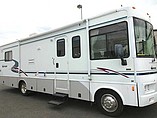 2004 Winnebago Chalet Photo #2