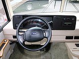 2004 Winnebago Chalet Photo #11
