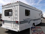 02 Winnebago Chalet