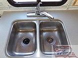 2002 Winnebago Chalet Photo #22