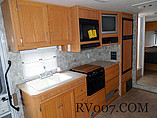 2008 Winnebago Chalet Photo #17