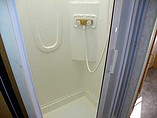 2005 Winnebago Chalet Photo #9