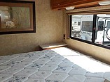 2009 Winnebago Chalet Photo #22