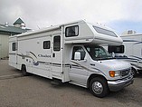 2005 Winnebago Chalet Photo #2