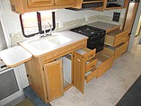 2005 Winnebago Chalet Photo #17