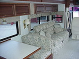 2001 Winnebago Chieftain Photo #11