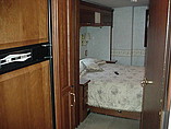 2001 Winnebago Chieftain Photo #15