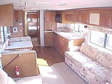 1999 Winnebago Chieftain Photo #4