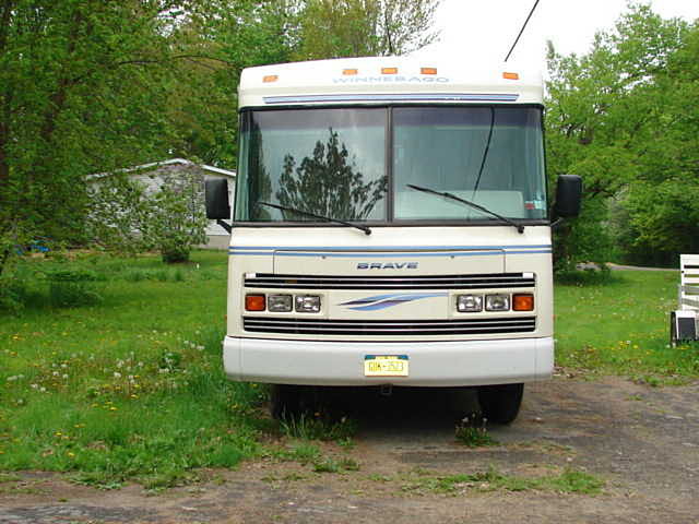 1995 Winnebago Brave Photo