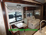 2015 Winnebago Destination Photo #25