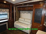 2015 Winnebago Destination Photo #27