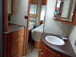 2008 Winnebago Destination Photo #17