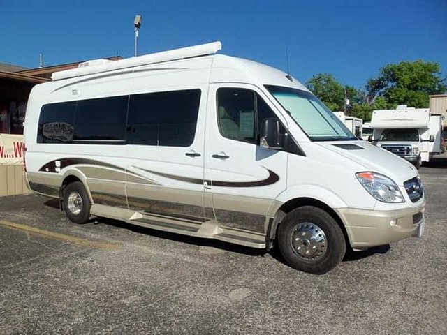 2013 Winnebago Era Photo