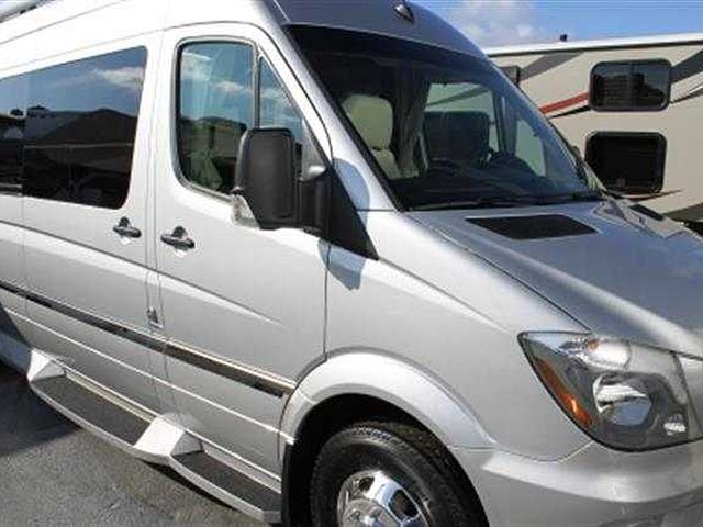 2015 Winnebago Era Photo