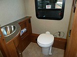 2015 Winnebago Forza Photo #29