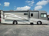 2015 Winnebago Forza Photo #9