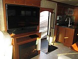 2015 Winnebago Forza Photo #9