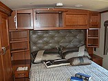 2015 Winnebago Forza Photo #46