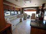 2015 Winnebago Forza Photo #27