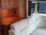 2015 Winnebago Forza Photo #29