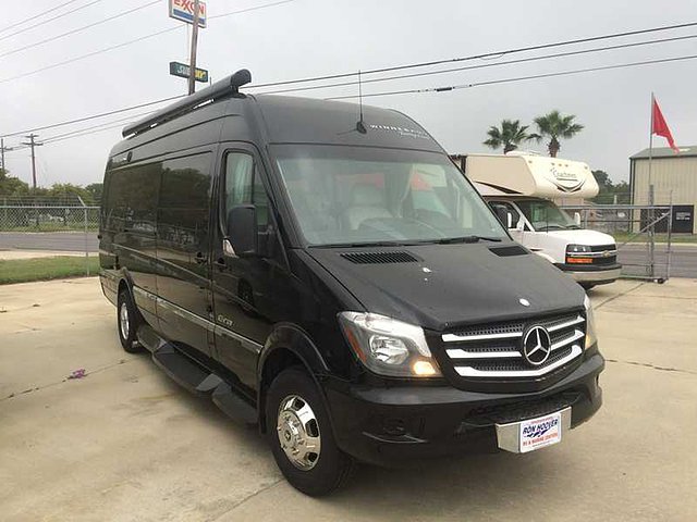 2015 Winnebago Era Photo