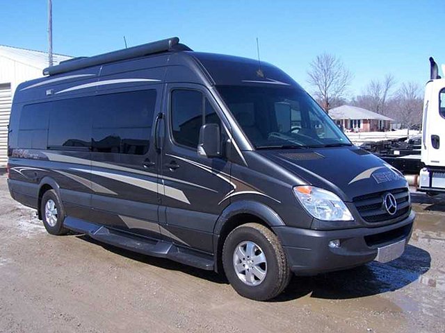 2009 Winnebago Era Photo