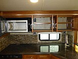 2016 Winnebago Forza Photo #38