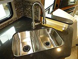 2016 Winnebago Forza Photo #61