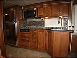 2016 Winnebago Forza Photo #25