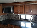 2016 Winnebago Forza Photo #20