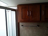 2016 Winnebago Forza Photo #26